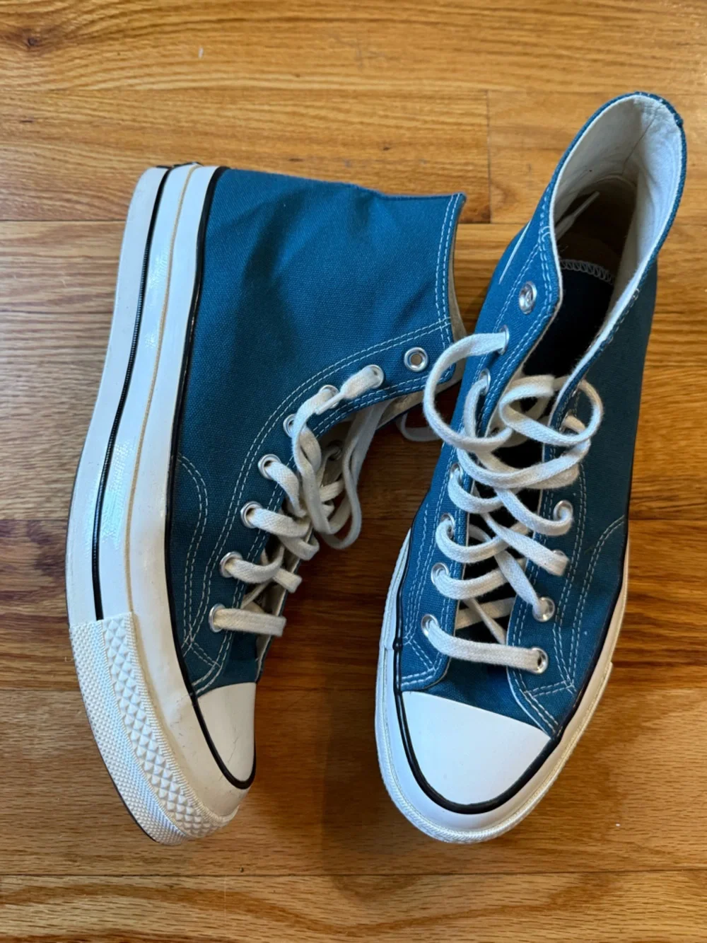 NWOT Converse Chuck Taylor All Star High Top Sneakers in Teal Blue - Picture 2 of 6